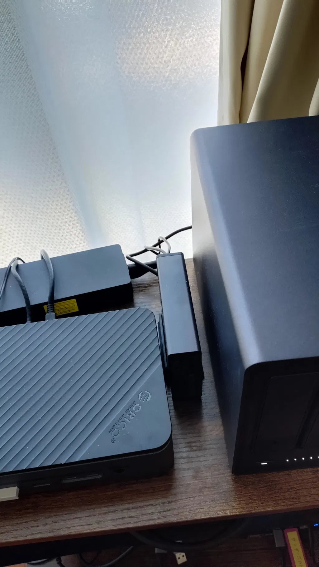 UGREEN NAS 120W DC 無停電電源装置 UPS (US3000)