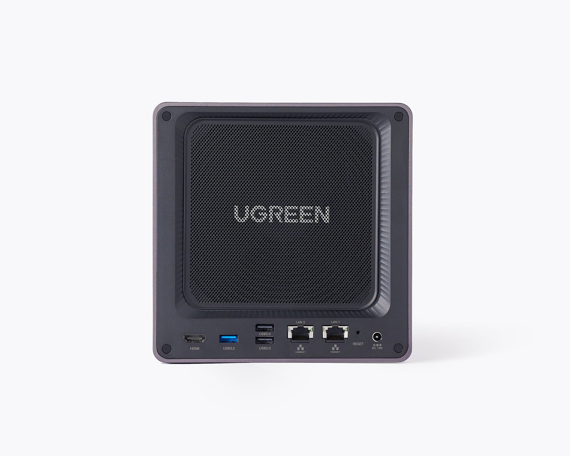 UGREEN 4ベイNAS には磁気メッシュダストカバーを装備しており、ほこりやペットの毛を効果的にブロックし、取り付け・取り外しも簡単です。